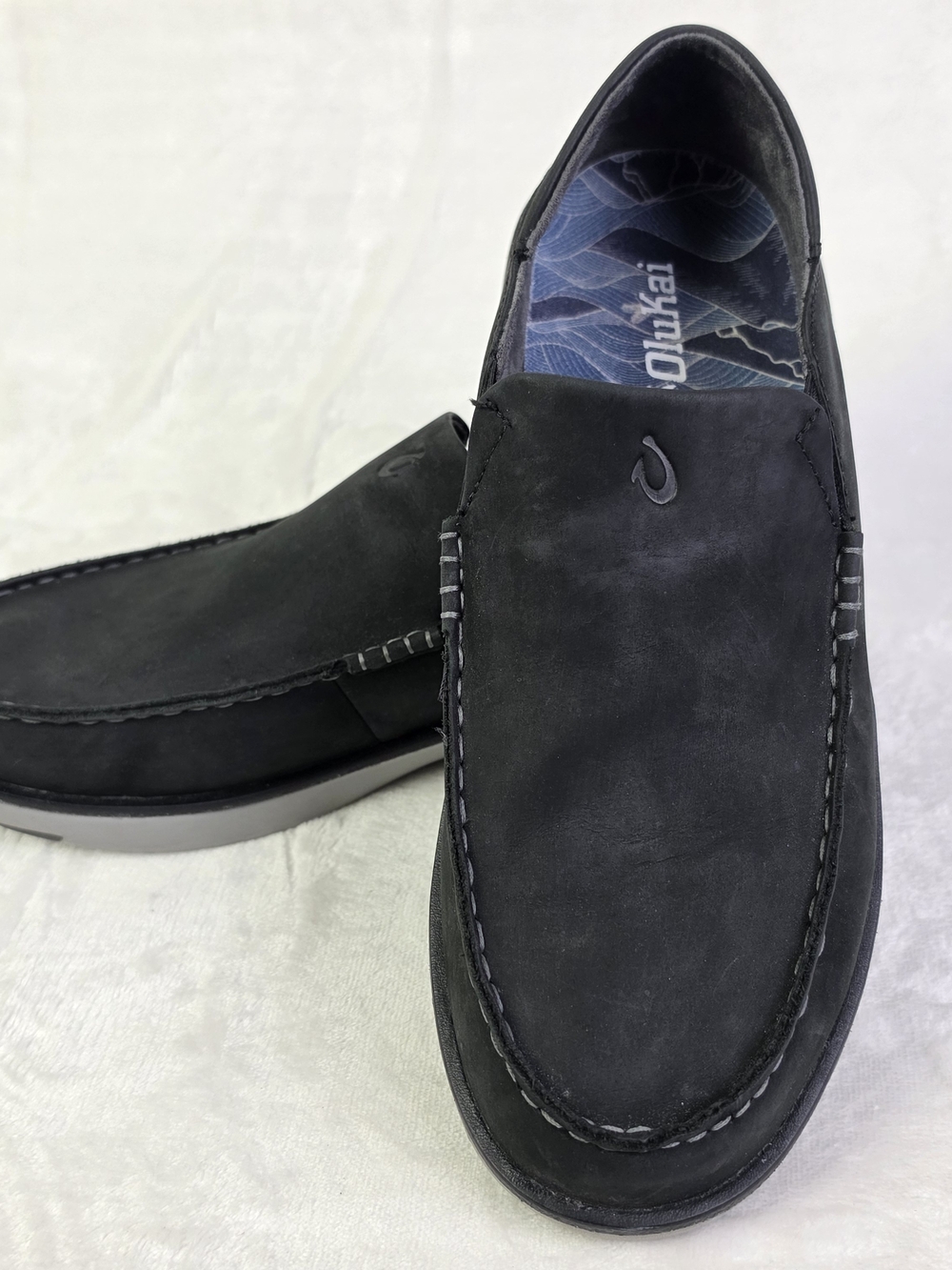 OluKai Kalia Mens 9 Slip On Black Suede Loafers Comfort Casual